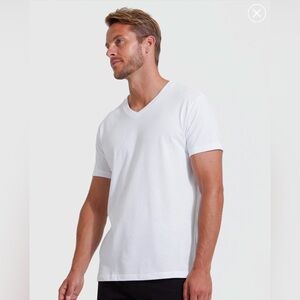 New in Bag True Classic White V Neck T Shirt Men’s Size L